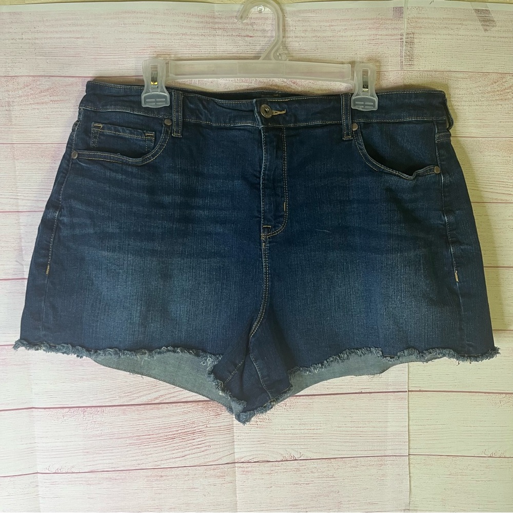 Torrid Distress Denim Shorts Size 18‎